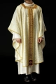 Ręcznie wykonany ornat liturgiczny ecru z kamieniami naturalnymi - HM/7009/05/90/PA02 - HAF HM/7009/05/90/PA02 - Dewocjonalia P.H. Jakóbczak - Katolicki sklep liturgiczny i hurtownia