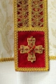 Ręcznie wykonany ornat liturgiczny ecru z kamieniami naturalnymi - HM/7009/05/90/PA02 - HAF HM/7009/05/90/PA02 - Dewocjonalia P.H. Jakóbczak - Katolicki sklep liturgiczny i hurtownia
