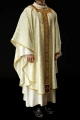 Ręcznie wykonany ornat liturgiczny ecru z kamieniami naturalnymi - HM/7009/05/90/PA02 - HAF HM/7009/05/90/PA02 - Dewocjonalia P.H. Jakóbczak - Katolicki sklep liturgiczny i hurtownia
