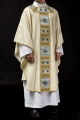 Ornat maryjny ecru ręcznie zdobiony kamieniami naturalnymi - HM/7004/05/96 - HAF HM/7004/05/96 - Dewocjonalia P.H. Jakóbczak - Katolicki sklep liturgiczny i hurtownia