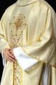 Ornat złoty bogato zdobiony motywem IHS - KOR/056/10/37 - HAF KOR/056/10/37 - Dewocjonalia P.H. Jakóbczak - Katolicki sklep liturgiczny i hurtownia