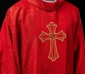 Ornat czerwony haftowany z symbolem krzyża - KOR/227/02/11 - HAF KOR/227/02/11 - Dewocjonalia P.H. Jakóbczak - Katolicki sklep liturgiczny i hurtownia