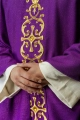 Fioletowy ornat bogato haftowany kamieniami - LE/7014/03 - HAF LE/7014/03 - Dewocjonalia P.H. Jakóbczak - Katolicki sklep liturgiczny i hurtownia