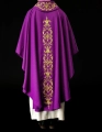 Fioletowy ornat bogato haftowany kamieniami - LE/7014/03 - HAF LE/7014/03 - Dewocjonalia P.H. Jakóbczak - Katolicki sklep liturgiczny i hurtownia
