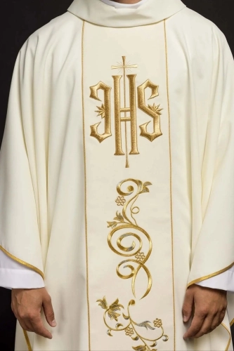 Zdobiony ornat ecru z symbolem IHS - KOR/031/05/01 - HAF KOR/031/05/01 - Dewocjonalia P.H. Jakóbczak - Katolicki sklep liturgiczny i hurtownia
