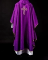 Ornat fioletowy haftowany z symbolem krzyża - KOR/227/03/11 - HAF KOR/227/03/11 - Dewocjonalia P.H. Jakóbczak - Katolicki sklep liturgiczny i hurtownia