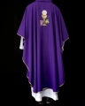 Ornat fioletowy z haftem kielicha i winogron - KOR/208/03/12 - HAF KOR/208/03/12 - Dewocjonalia P.H. Jakóbczak - Katolicki sklep liturgiczny i hurtownia