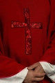 Ornat czerwony z haftowanym krzyżem mozaikowym - KOR/257/02/62 - HAF KOR/257/02/62 - Dewocjonalia P.H. Jakóbczak - Katolicki sklep liturgiczny i hurtownia