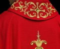 Czerwony ornat liturgiczny bogato haftowany kamieniami - LE/7014/02 - HAF LE/7014/02 - Dewocjonalia P.H. Jakóbczak - Katolicki sklep liturgiczny i hurtownia