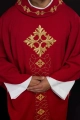 Czerwony ornat liturgiczny bogato haftowany sznurem i kamieniami - LE/7018/02 - HAF LE/7018/02 - Dewocjonalia P.H. Jakóbczak - Katolicki sklep liturgiczny i hurtownia