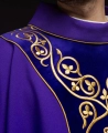 Fioletowy ornat liturgiczny zdobiony haftem na aksamicie - KOR/169/03 - HAF KOR/169/03 - Dewocjonalia P.H. Jakóbczak - Katolicki sklep liturgiczny i hurtownia