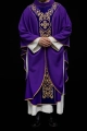 Fioletowy ornat liturgiczny zdobiony haftem na aksamicie - KOR/169/03 - HAF KOR/169/03 - Dewocjonalia P.H. Jakóbczak - Katolicki sklep liturgiczny i hurtownia