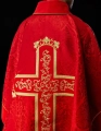 Czerwony ornat haftowany wzorem Jezusa Chrystusa - KOR/190/02/83/PA - HAF KOR/190/02/83/PA - Dewocjonalia P.H. Jakóbczak - Katolicki sklep liturgiczny i hurtownia