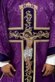 Fioletowy ornat haftowany wzorem Jezusa Chrystusa - KOR/190/03/83/PA - HAF KOR/190/03/83/PA - Dewocjonalia P.H. Jakóbczak - Katolicki sklep liturgiczny i hurtownia