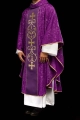Fioletowy ornat liturgiczny ozdobiony haftowanym pasem - KOR/148/03/81 - HAF KOR/148/03/81 - Dewocjonalia P.H. Jakóbczak - Katolicki sklep liturgiczny i hurtownia