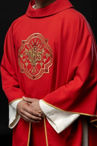 Czerwony ornat z haftem IHS i PAX - KOR/119/02/01 - HAF KOR/119/02/01 - Dewocjonalia P.H. Jakóbczak - Katolicki sklep liturgiczny i hurtownia