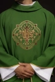 Zielony ornat z haftem IHS i PAX - KOR/119/01/01 - HAF KOR/119/01/01 - Dewocjonalia P.H. Jakóbczak - Katolicki sklep liturgiczny i hurtownia