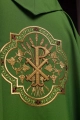 Zielony ornat z haftem IHS i PAX - KOR/119/01/01 - HAF KOR/119/01/01 - Dewocjonalia P.H. Jakóbczak - Katolicki sklep liturgiczny i hurtownia