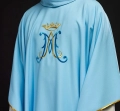 Niebieski ornat haftowany motywem maryjnym - KOR/090/06/12 - HAF KOR/090/06/12 - Dewocjonalia P.H. Jakóbczak - Katolicki sklep liturgiczny i hurtownia