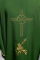 Zielony ornat liturgiczny haftowany motywem IHS - KOR/003/01/12 - HAF KOR/003/01/12 - Dewocjonalia P.H. Jakóbczak - Katolicki sklep liturgiczny i hurtownia
