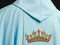 Ornat maryjny niebieski haftowany koroną - KOR/058/06/01 - HAF KOR/058/06/01 - Dewocjonalia P.H. Jakóbczak - Katolicki sklep liturgiczny i hurtownia