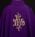 Fioletowy ornat ze złotym haftem IHS - KOR/032/03/12 - HAF KOR/032/03/12 - Dewocjonalia P.H. Jakóbczak - Katolicki sklep liturgiczny i hurtownia