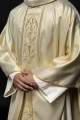 Ornat liturgiczny złoty z ozdobnym złotym haftowanym pasem - KOR/008/10/37 - HAF KOR/008/10/37 - Dewocjonalia P.H. Jakóbczak - Katolicki sklep liturgiczny i hurtownia