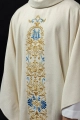 Ornat liturgiczny ecru z błyszczącej tkaniny ozdobiony koralikami - LE/7024/05 - HAF LE/7024/05 - Dewocjonalia P.H. Jakóbczak - Katolicki sklep liturgiczny i hurtownia