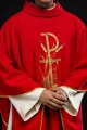 Czerwony ornat ze złotym haftem krzyża - KOR/026/02/12 - HAF KOR/026/02/12 - Dewocjonalia P.H. Jakóbczak - Katolicki sklep liturgiczny i hurtownia