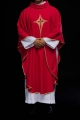 Czerwony ornat haftowany motywem krzyża - KOR/002/02/12 - HAF KOR/002/02/12 - Dewocjonalia P.H. Jakóbczak - Katolicki sklep liturgiczny i hurtownia