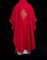 Czerwony ornat ze złotym haftem IHS - KOR/032/02/12 - HAF KOR/032/02/12 - Dewocjonalia P.H. Jakóbczak - Katolicki sklep liturgiczny i hurtownia