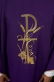 Fioletowy ornat z haftem złotego krzyża - KOR/026/03/12 - HAF KOR/026/03/12 - Dewocjonalia P.H. Jakóbczak - Katolicki sklep liturgiczny i hurtownia