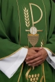 Zielony ornat haftowany wzorem kielicha z IHS - KOR/001/01/01 - HAF KOR/001/01/01 - Dewocjonalia P.H. Jakóbczak - Katolicki sklep liturgiczny i hurtownia