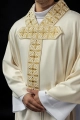 Haftowany ornat ecru z wiszącym pasem 500 kamieni - LE/7004/05 - HAF LE/7004/05 - Dewocjonalia P.H. Jakóbczak - Katolicki sklep liturgiczny i hurtownia