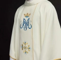 Ornat maryjny ecru z pasem - KOR/128/05/01 - HAF KOR/128/05/01 - Dewocjonalia P.H. Jakóbczak - Katolicki sklep liturgiczny i hurtownia