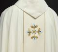 Ornat maryjny ecru z pasem - KOR/128/05/01 - HAF KOR/128/05/01 - Dewocjonalia P.H. Jakóbczak - Katolicki sklep liturgiczny i hurtownia