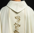 Ornat maryjny ecru z pasem haftowanym - KOR/072/05/01 - HAF KOR/072/05/01 - Dewocjonalia P.H. Jakóbczak - Katolicki sklep liturgiczny i hurtownia