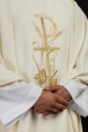 Ornat ecru ze złotym haftem krzyża - HAF KOR/026/05/12 - Dewocjonalia P.H. Jakóbczak - Katolicki sklep liturgiczny i hurtownia