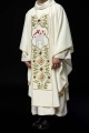 Haftowany ornat ecru z motywem baranka - KOR/039/05/01 - HAF KOR/039/05/01 - Dewocjonalia P.H. Jakóbczak - Katolicki sklep liturgiczny i hurtownia