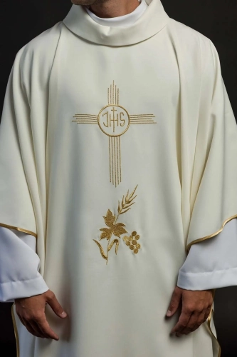 Ornat ecru z haftem IHS - KOR/003/05/12 - HAF KOR/003/05/12 - Dewocjonalia P.H. Jakóbczak - Katolicki sklep liturgiczny i hurtownia