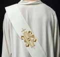 Stuła diakońska ecru z haftem IHS i krzyża - KSD/135/05 - HAF KSD/135/05 - Dewocjonalia P.H. Jakóbczak - Katolicki sklep liturgiczny i hurtownia