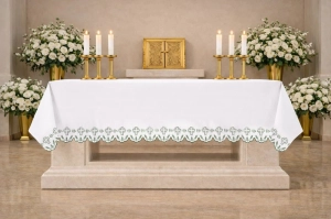Obrus ołtarzowy z haftem IHS, kłosów pszenicy i zielonym wykończeniem - 150 x 300 cm - KOO/040/C4