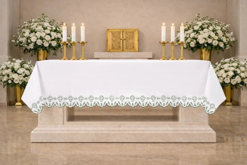 Obrus ołtarzowy z haftem IHS, kłosów pszenicy i zielonym wykończeniem - 150 x 300 cm - KOO/040/C4 - HAF KOO/040/C4 150*300 - Dewocjonalia P.H. Jakóbczak - Katolicki sklep liturgiczny i hurtownia