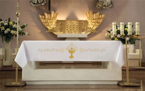 2b9e89a181fb1d505bf5ed5c02c50f00 Obrus ołtarzowy ze złotym haftem hostii i kielicha - 150 x 300 cm - KOH/038