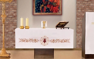 Obrus ołtarzowy z haftem Serca Jezusowego - 150 x 350 cm - KOH/027