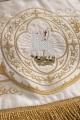 Baldachim procesyjny ecru z haftem eucharystycznym i aniołami - 130 x 160 cm - KBA/003 - HAF KBA/003 130*160 - Dewocjonalia P.H. Jakóbczak - Katolicki sklep liturgiczny i hurtownia
