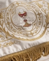 Baldachim procesyjny ecru z haftem eucharystycznym i aniołami - 130 x 160 cm - KBA/003 - HAF KBA/003 130*160 - Dewocjonalia P.H. Jakóbczak - Katolicki sklep liturgiczny i hurtownia