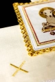 Biały lniany komplet bielizny kielichowej z haftem Baranka Bożego - S-5015 - HAF S-5015 - Dewocjonalia P.H. Jakóbczak - Katolicki sklep liturgiczny i hurtownia