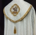 Kapa liturgiczna ecru z haftem Baranka Bożego - S-3072-05-88 - HAF S-3072-05-88 - Dewocjonalia P.H. Jakóbczak - Katolicki sklep liturgiczny i hurtownia