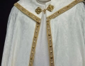 Kapa liturgiczna ecru z haftem Baranka Bożego - S-3072-05-88 - HAF S-3072-05-88 - Dewocjonalia P.H. Jakóbczak - Katolicki sklep liturgiczny i hurtownia